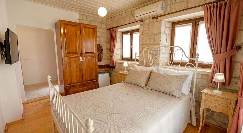 Alayaz Hotel