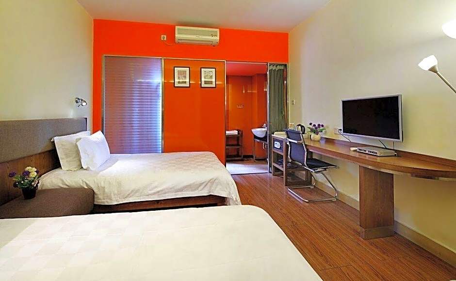 4th Zhongshan Road Garden Inn