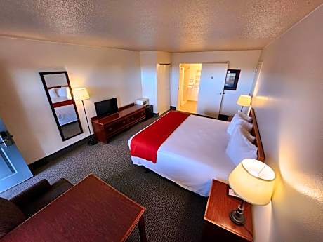 King Room - Non-Smoking