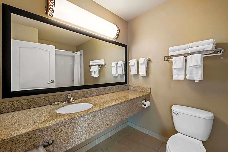 Country Inn & Suites by Radisson, Red Wing, MN