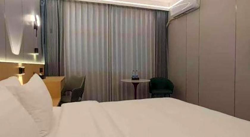 Zhenxing Hotel