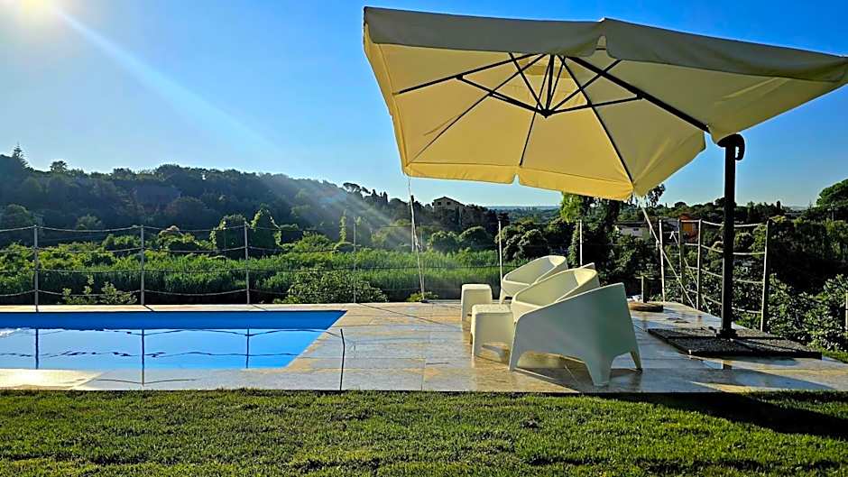 Villa Malvasio Pool and Jacuzzi Room Sassari