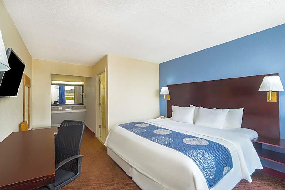 Days Inn by Wyndham Statesville