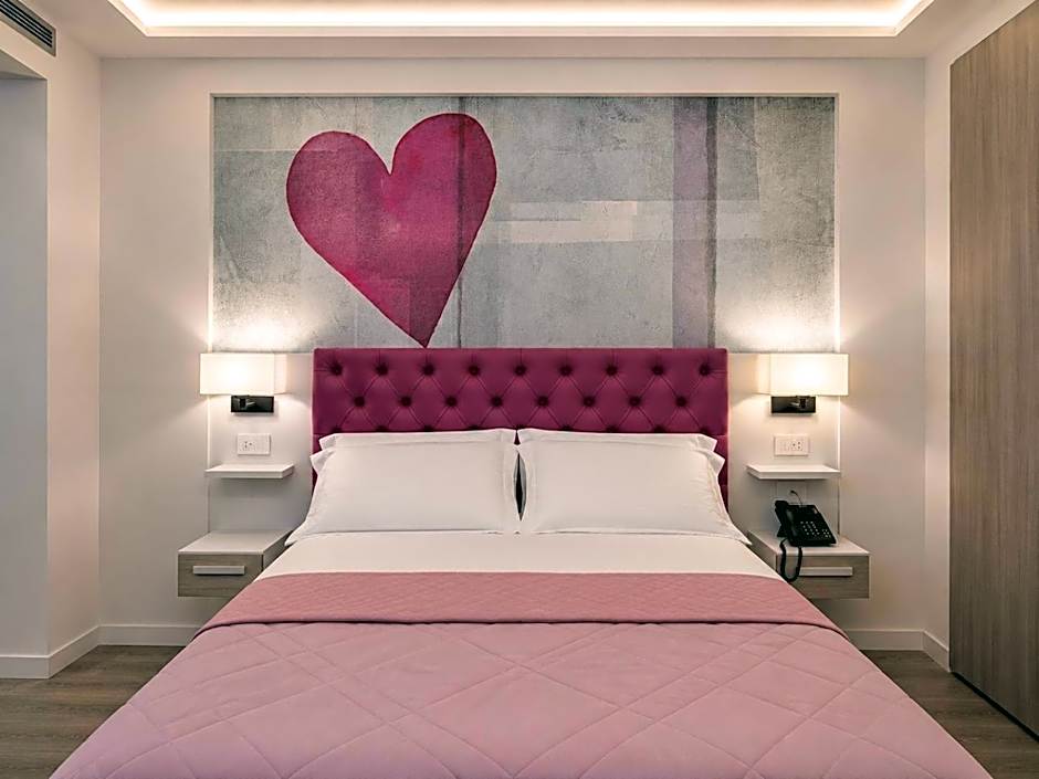 Petit Hotel