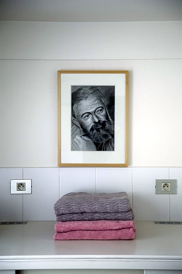B&B Tempelhof – Ghent, CA