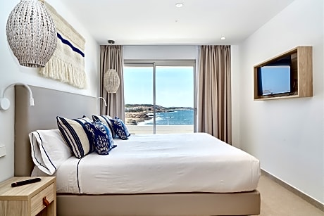 Presidential Suite  with 2 Bedrooms and Panoramic Sea View