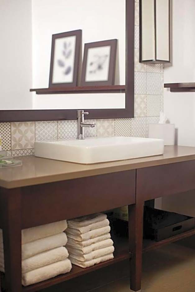 Country Inn & Suites by Radisson, York, PA