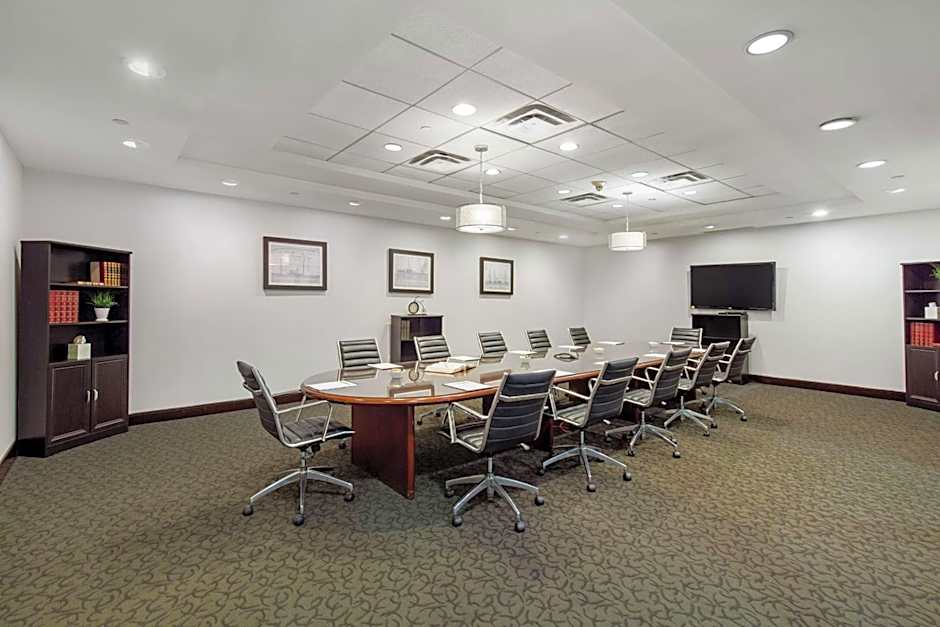 DoubleTree By Hilton Hotel Wilmington Downtown