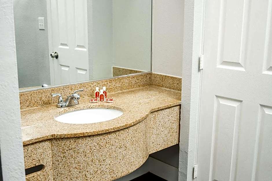 Econo Lodge Clarks Summit - Scranton