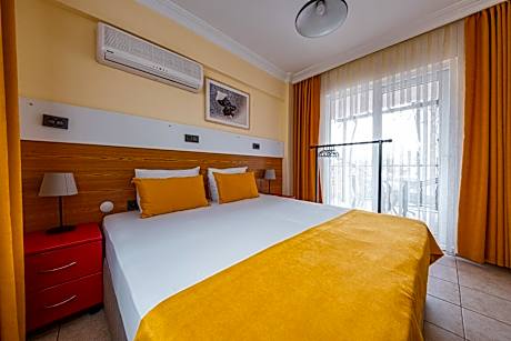 One-Bedroom Apartment (2 Adults)