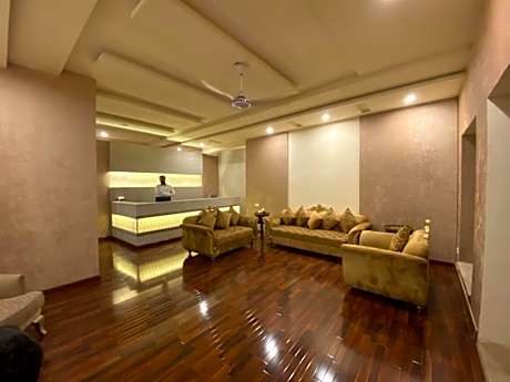 Shah Family Guest House