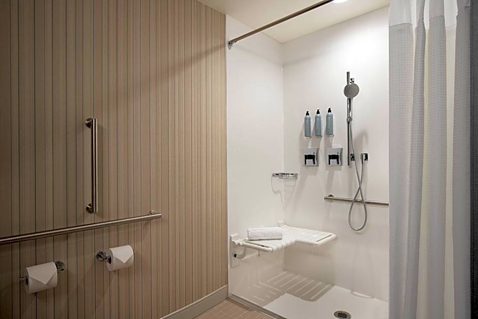 Courtyard by Marriott Nanaimo