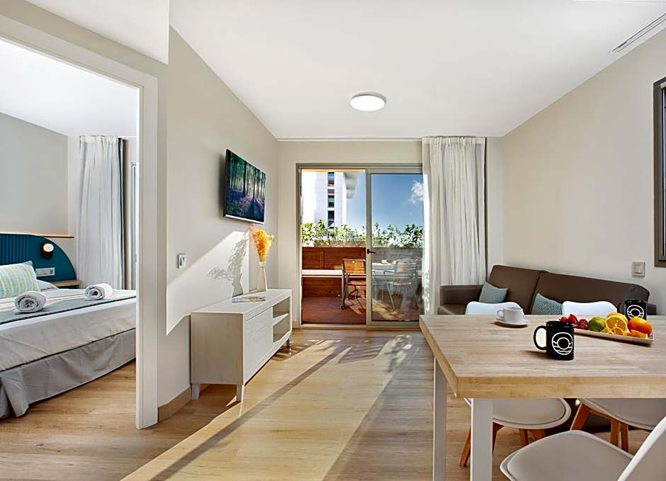 Photo 1 of 5 of Deluxe Apartment