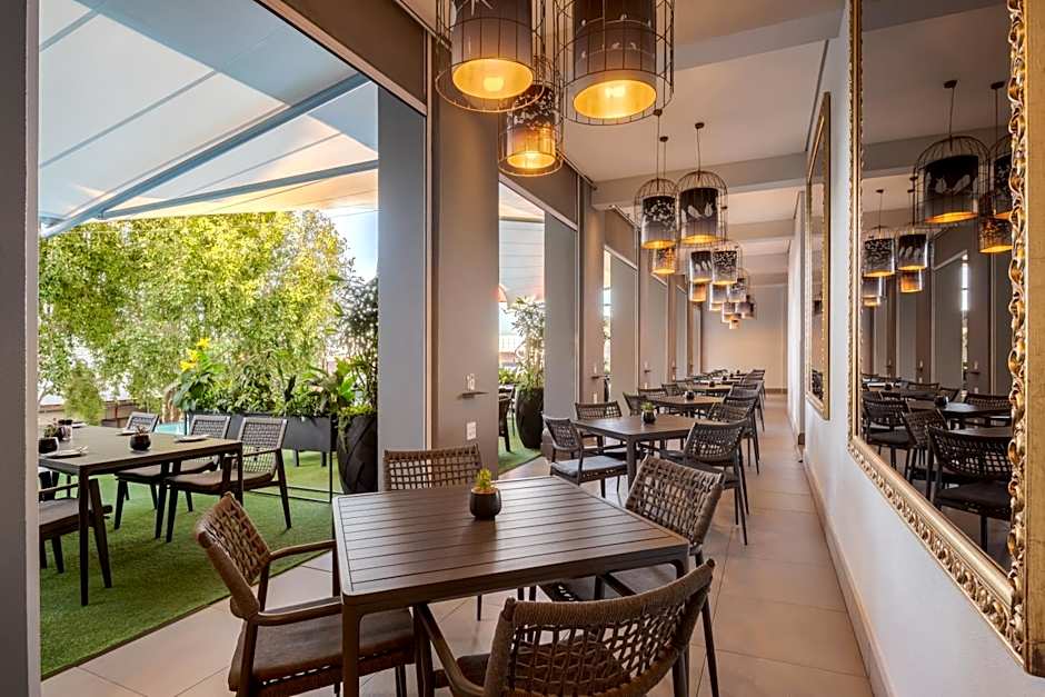 Protea Hotel Fire & Ice! Pretoria Menlyn