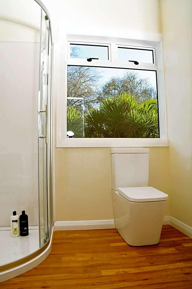 English Cherry Tree Manor