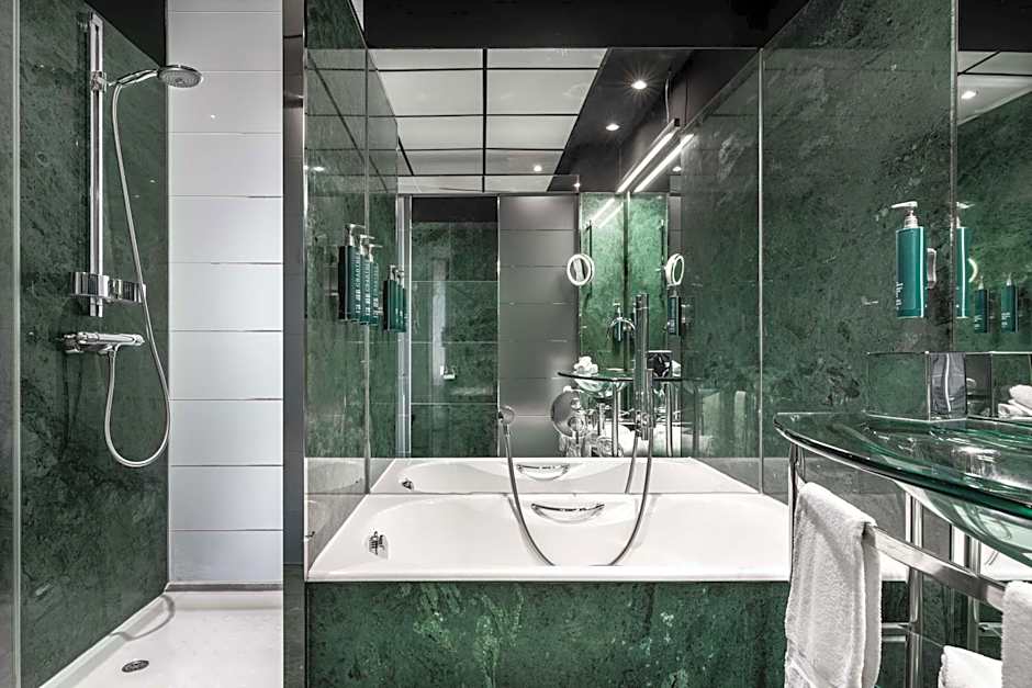 Hilton Madrid Airport