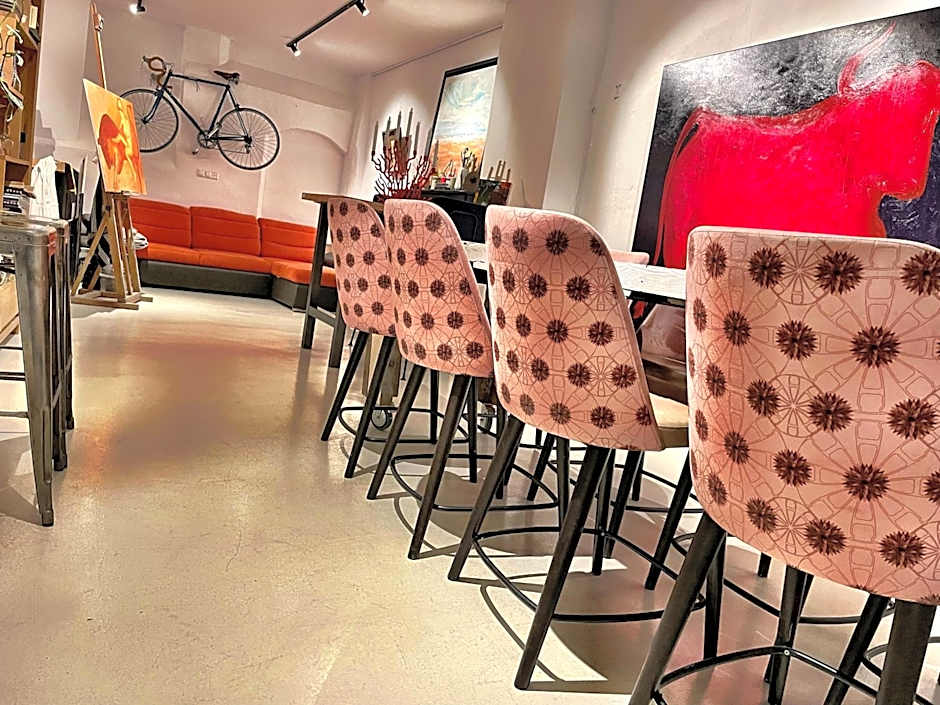 Atelier Raamwerk City Atelier Apartment for Friends and Families 125m2!