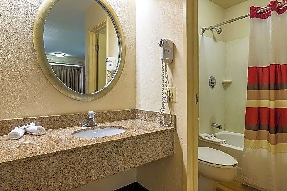 Red Oak Inn Detroit Metro Airport - Belleville