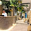 Bobo's hotel