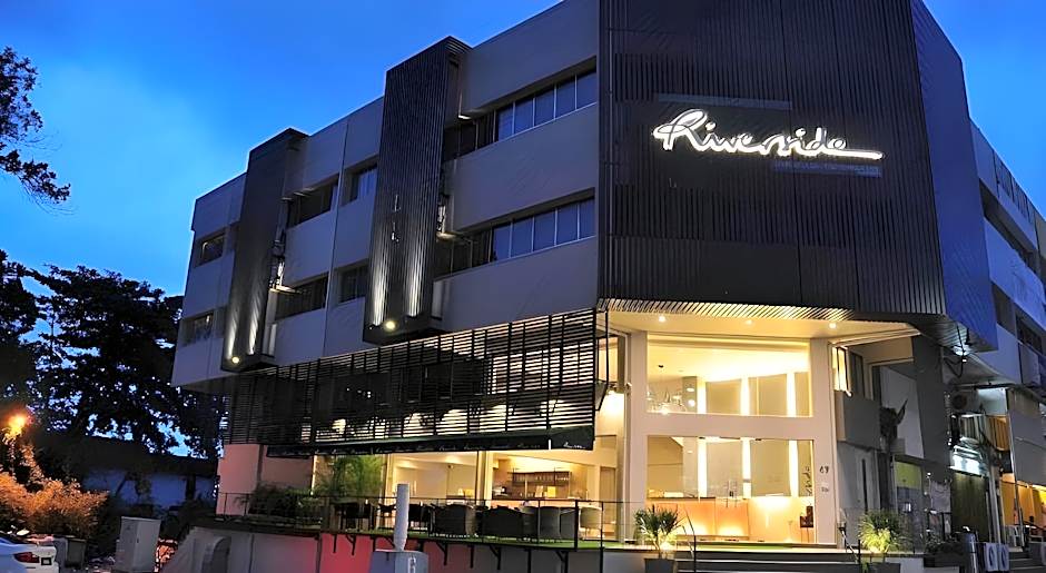 Riverside Boutique Hotel