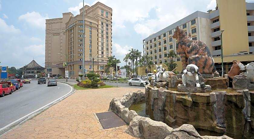 Imperial Riverbank Hotel