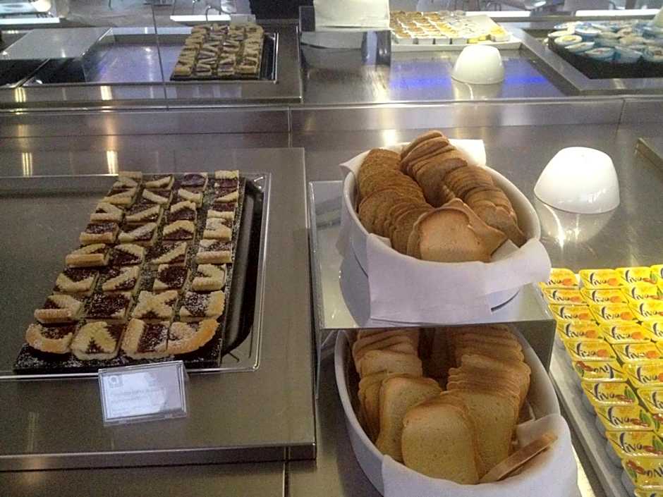 A Point Arezzo Park Hotel