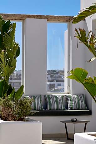 Deluxe Double Room with Pool View