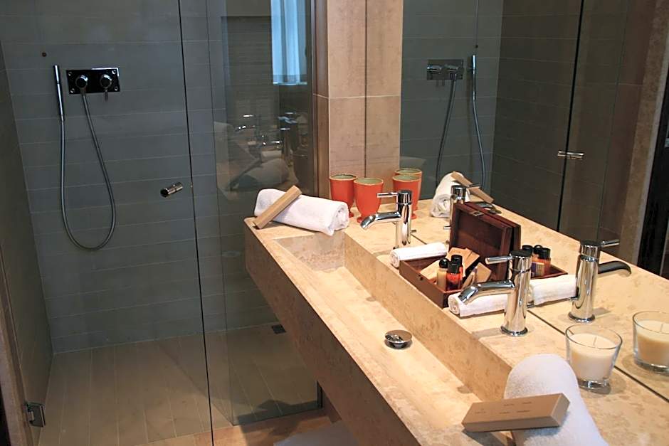 Balneum Boutique Hotel & B&B