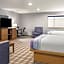 AmericInn by Wyndham Marshfield