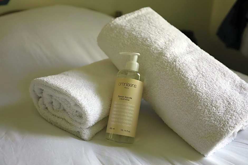 Absolute Hotel Paris République