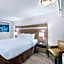 Clarion Pointe Kennesaw Town Center
