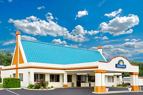Days Inn by Wyndham Ruther Glen Kings Dominion Area