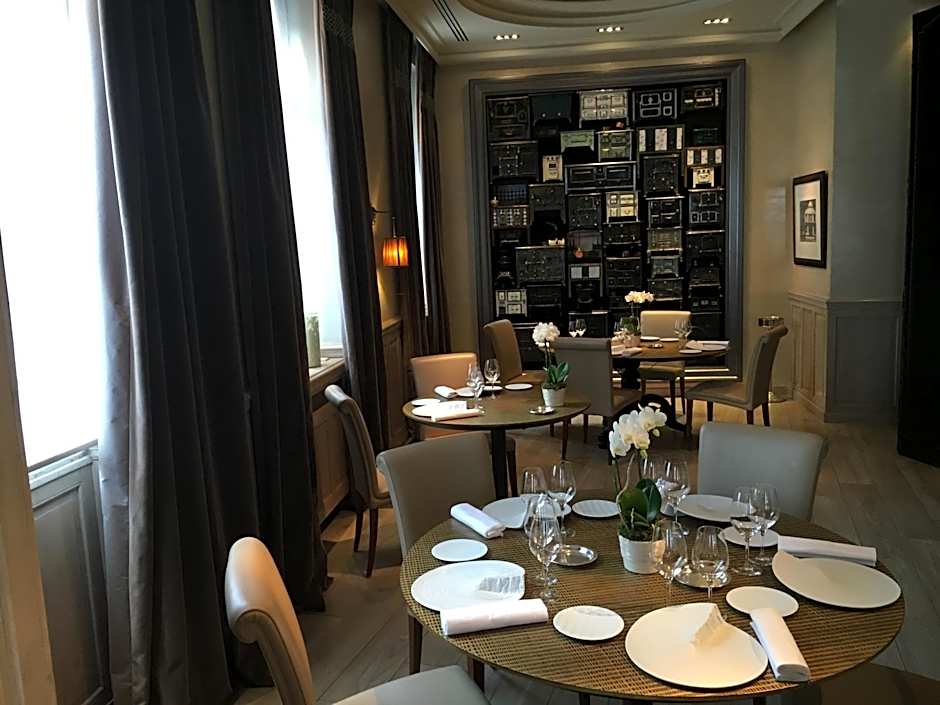 Best Western Premier Grand Monarque Hotel & Spa