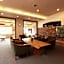 Hotel Cerulean Alpine
