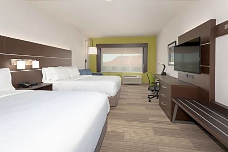 Suite with Two Queen Beds