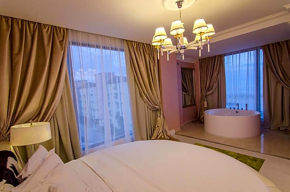 Phoenicia Royal Hotel
