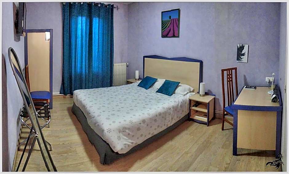 Logis Hotel Des Voyageurs Restaurant La Bonne Tabl'Hay