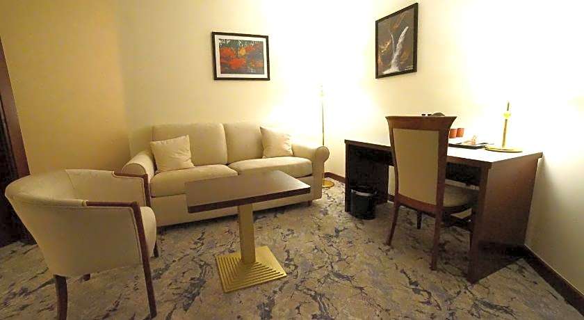 Amman Paradise Hotel