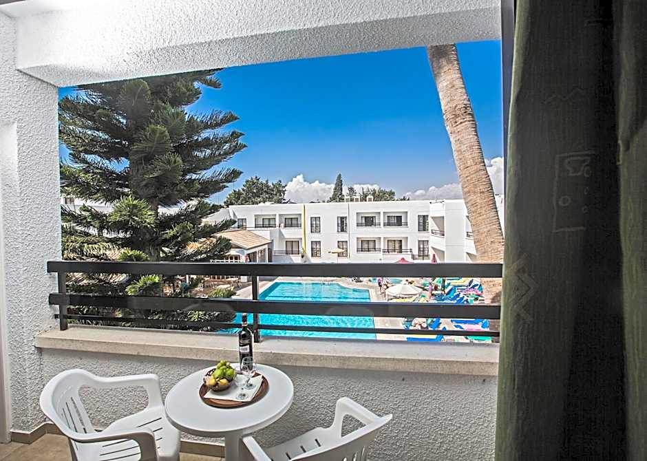 Anthea Hotel Apartments