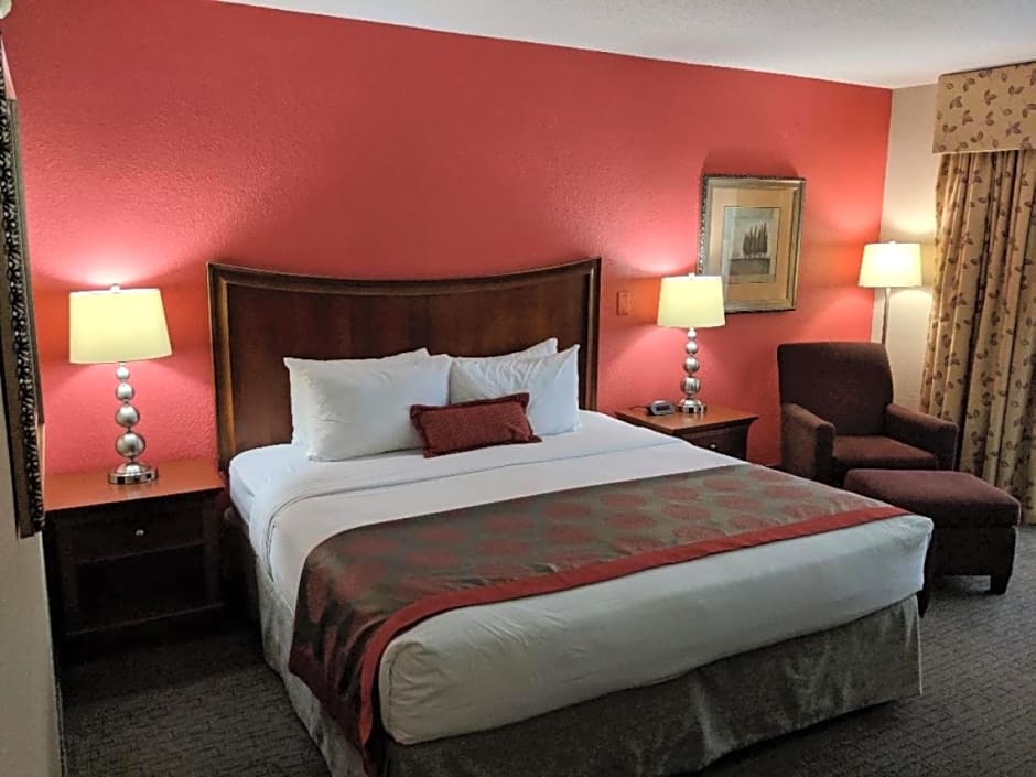 Ramada by Wyndham Raleigh