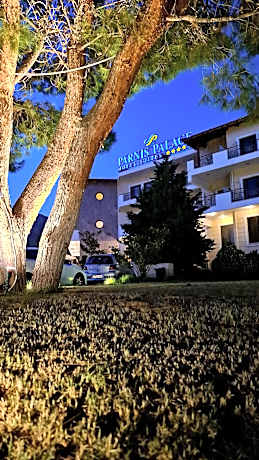 PARNIS PALACE Hotel Suites