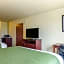 Cobblestone Inn & Suites - Oberlin