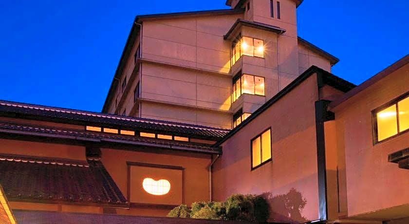 Ryotei Yamanoi Hotel