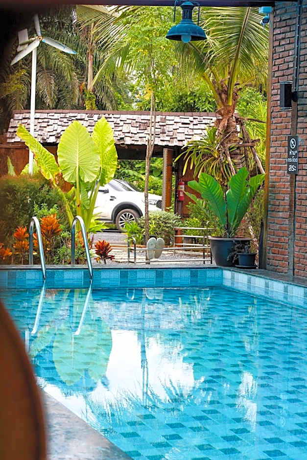 Plaiphu Pool Villas