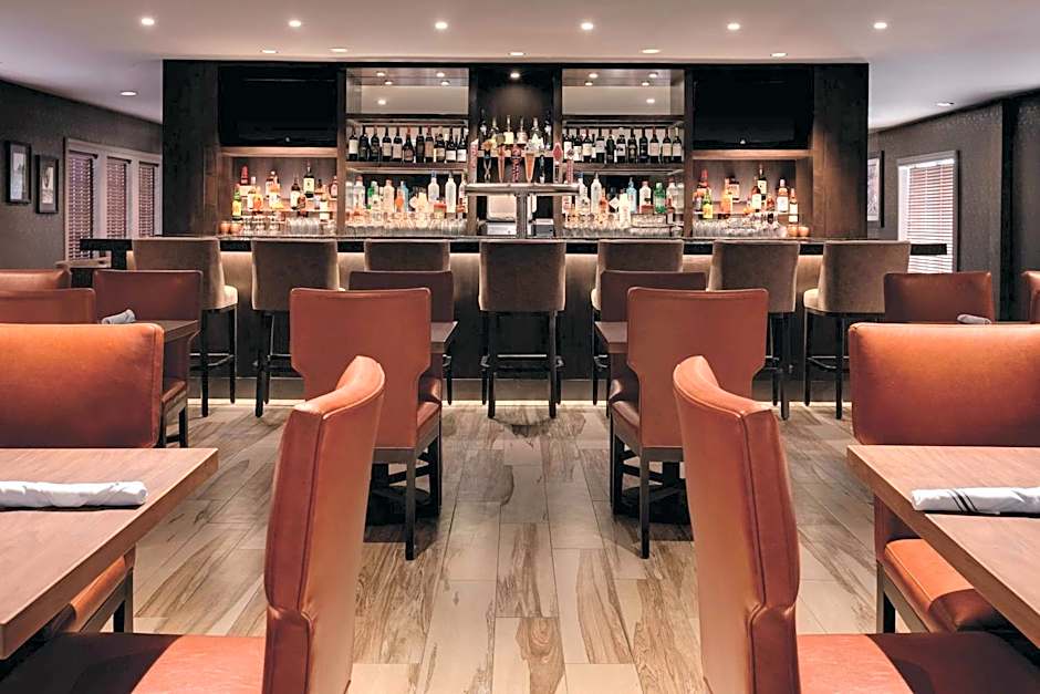 Embassy Suites by Hilton Scottsdale Resort