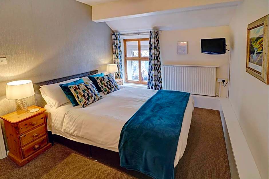 Ye Olde Cheshire Cheese Inn