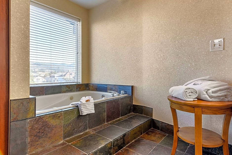 Kathryn Riverfront Inn, Ascend Hotel Collection