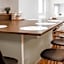 Hotel Aveny Bed & Breakfast