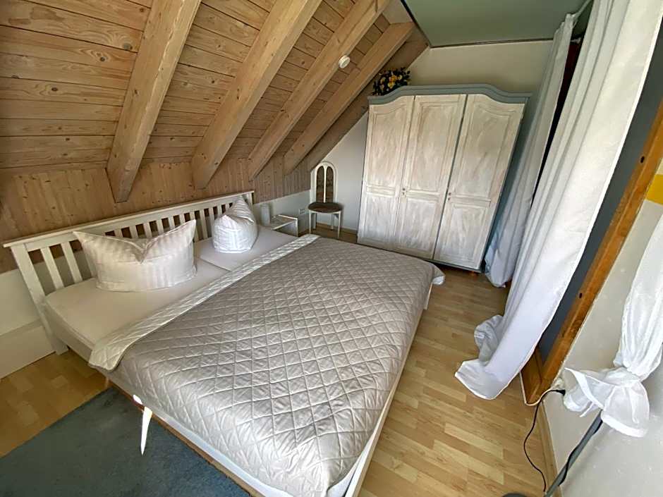 Aparthotel " Zur Müritz"