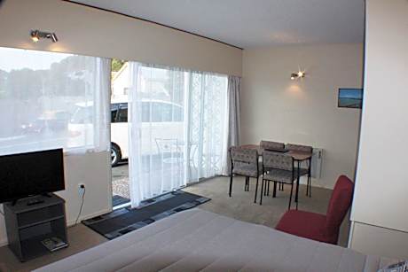 Studio Triple Bed Room